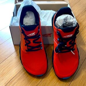 ALTRA Men’s Superior 5 Trail Running Shoe.